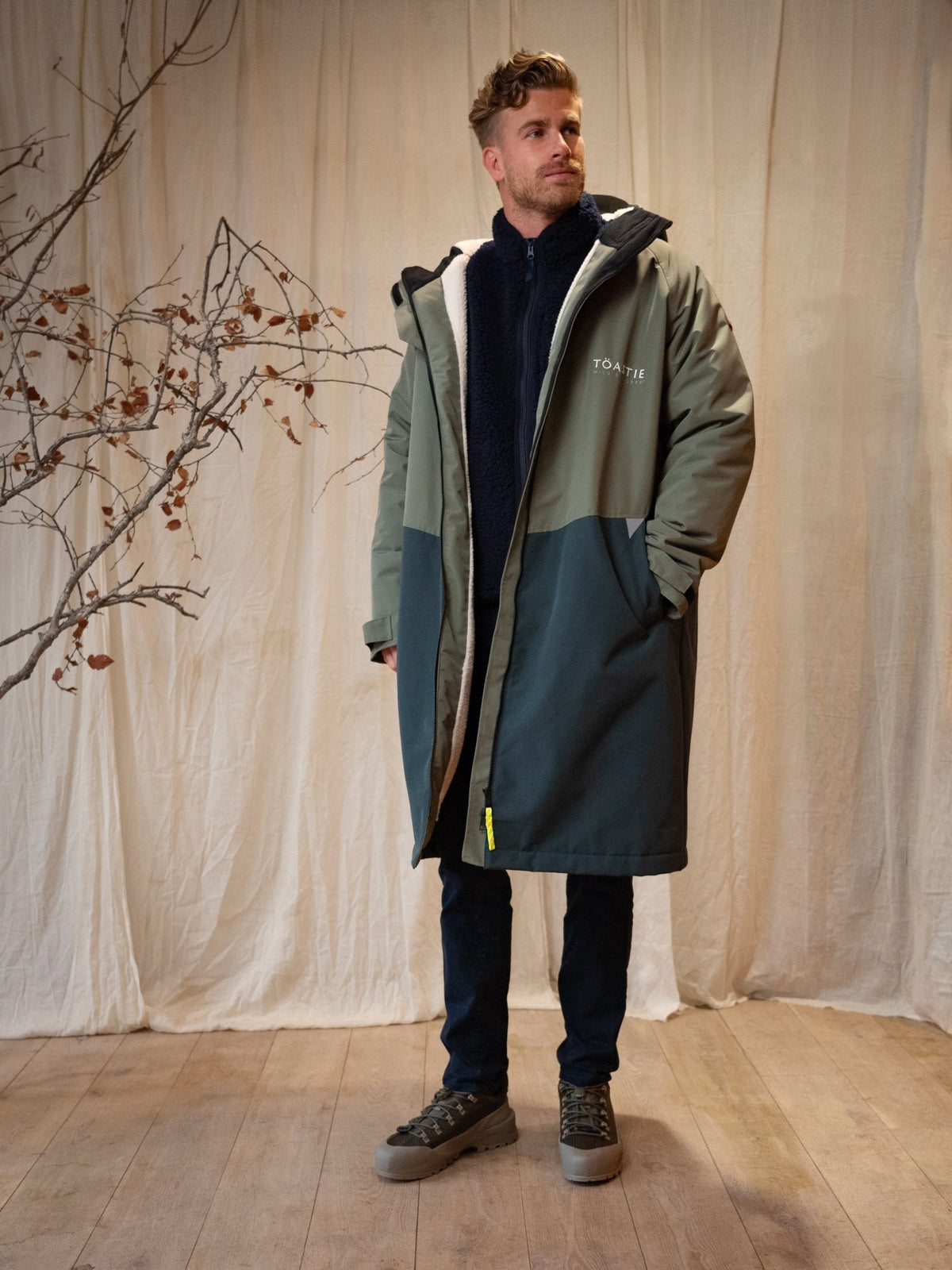 Adult Waterproof Changing Robe | Antique Olive - Smalls MerinoWeatherproof Robes