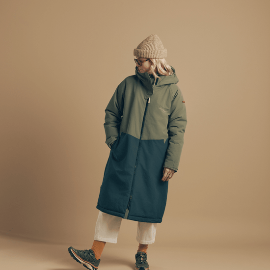 Adult Waterproof Changing Robe | Antique Olive - Smalls MerinoWeatherproof Robes
