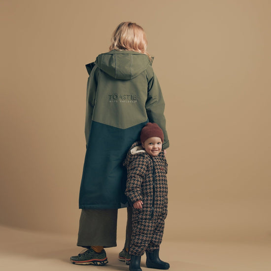 Adult Waterproof Changing Robe | Antique Olive - Smalls MerinoWeatherproof Robes