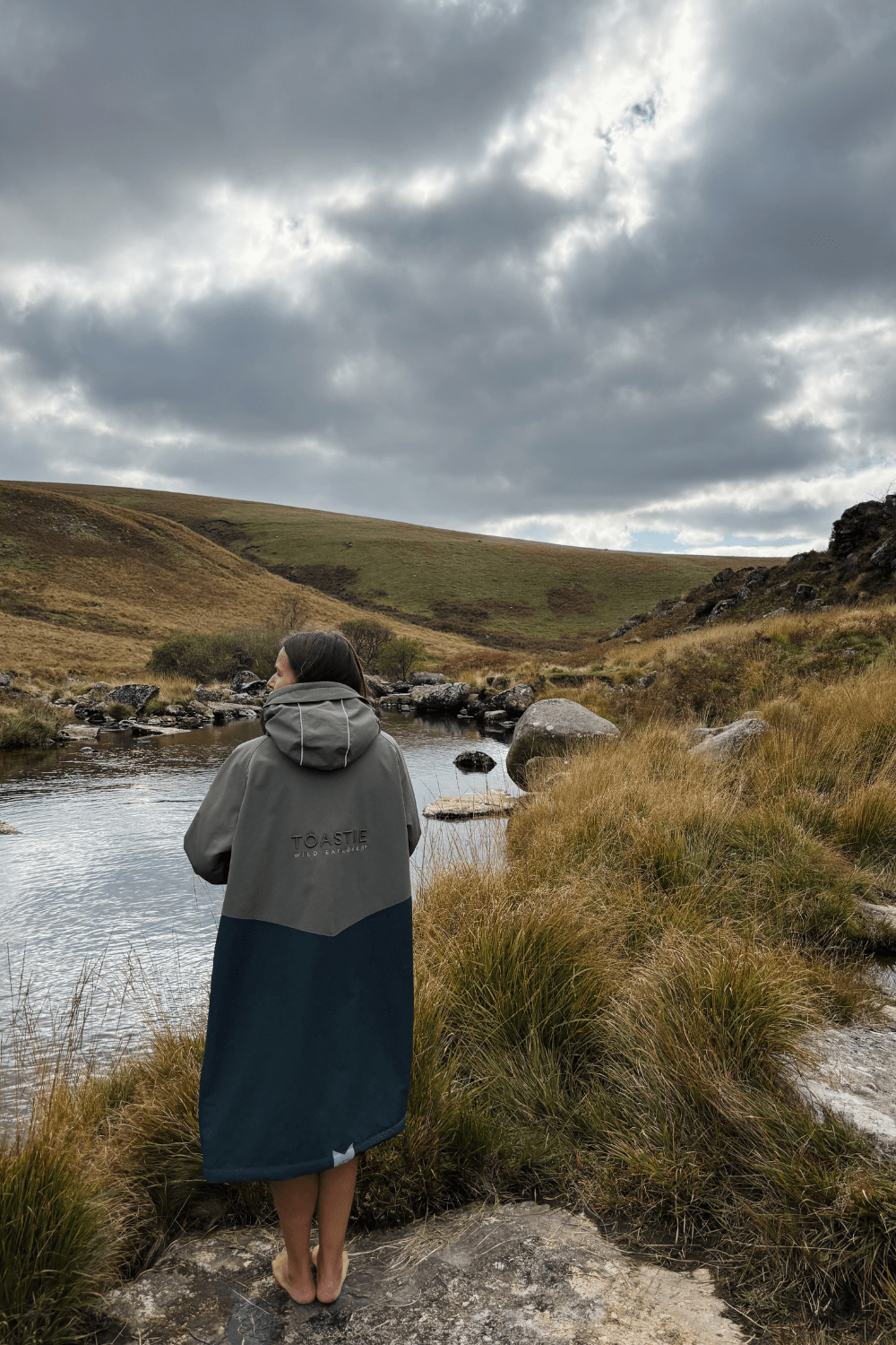 Adult Waterproof Changing Robe | Antique Olive - Smalls MerinoWeatherproof Robes