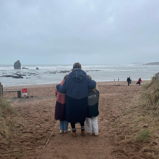 Adult Waterproof Changing Robe | Navy - Smalls MerinoWeatherproof Robes