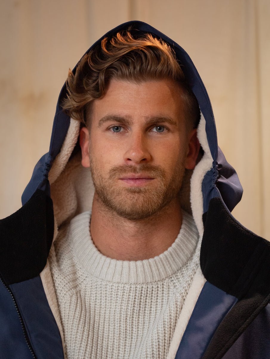 Adult Waterproof Changing Robe | Navy - Smalls MerinoWeatherproof Robes