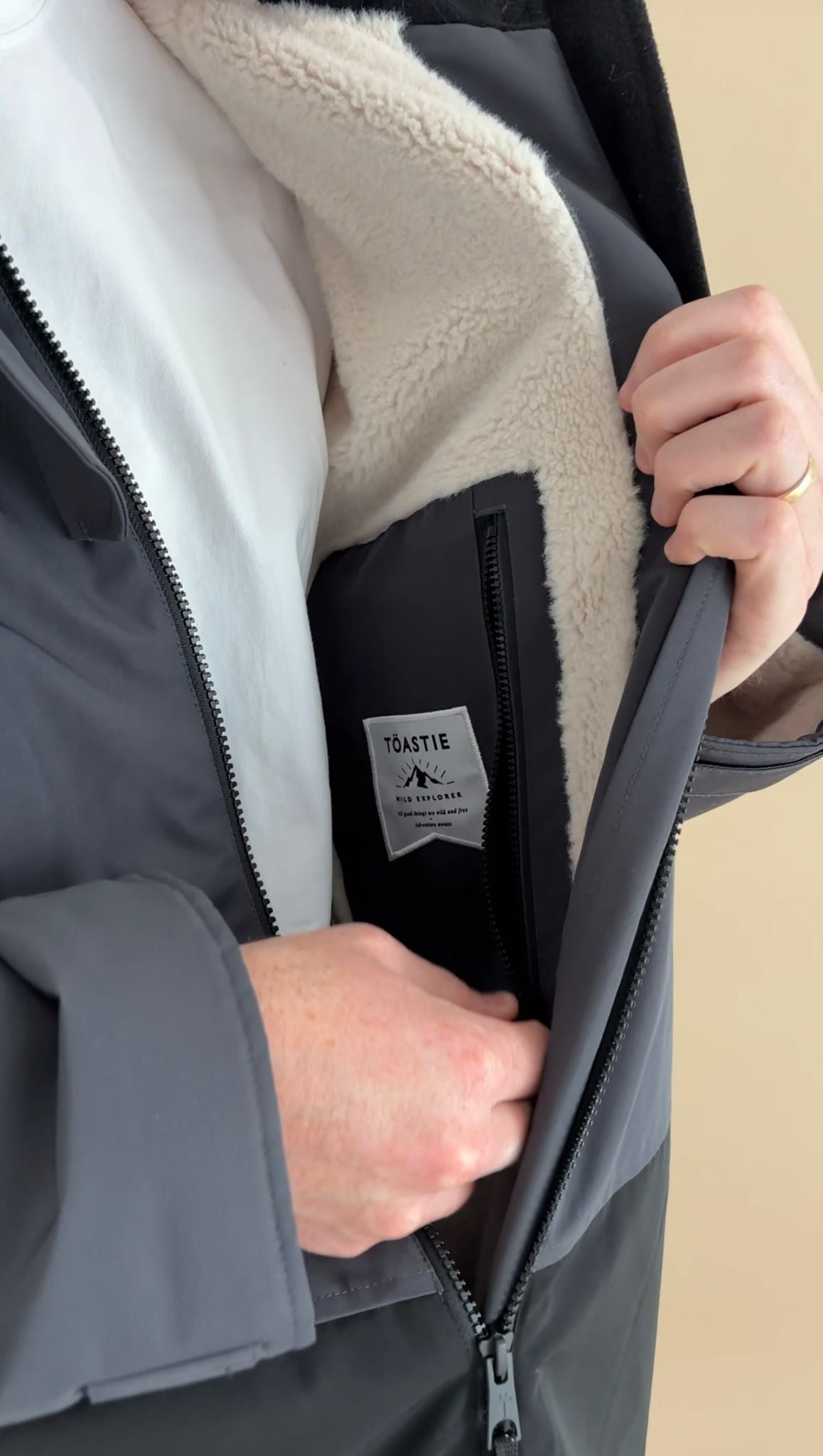Adult Waterproof Changing Robe | Navy - Smalls MerinoWeatherproof Robes