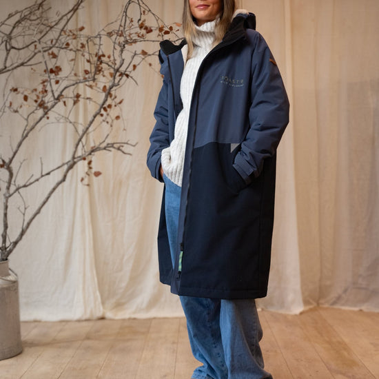 Adult Waterproof Changing Robe | Navy - Smalls MerinoWeatherproof Robes