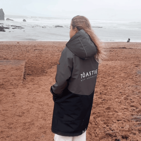 Kids Waterproof Changing Robe | Antique Olive - Smalls MerinoWeatherproof Robes