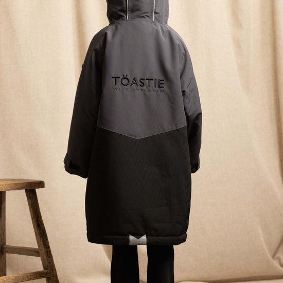 Kids Waterproof Changing Robe | Black - Smalls MerinoWeatherproof Robes