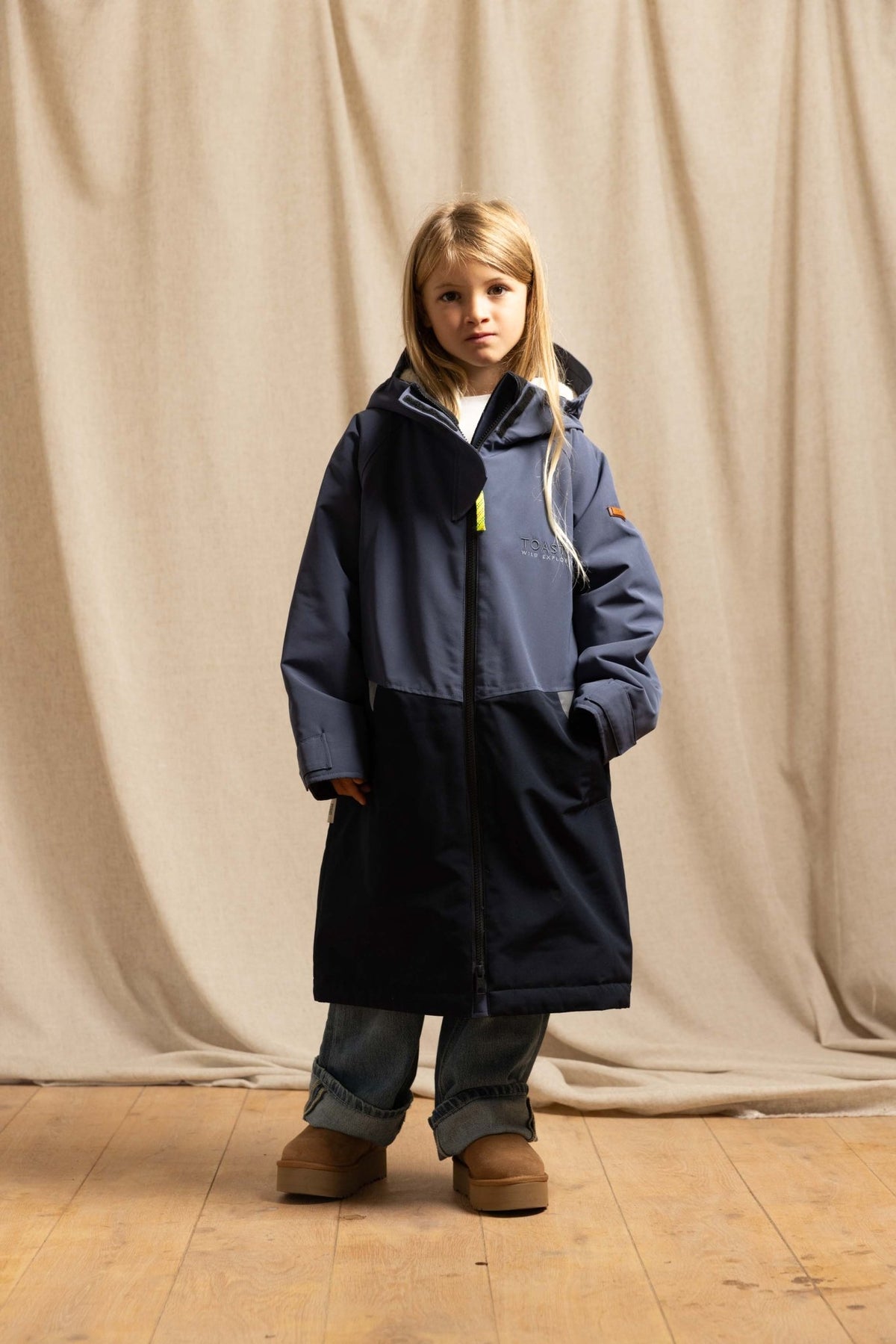 Kids Waterproof Changing Robe | Navy - Smalls MerinoWeatherproof Robes