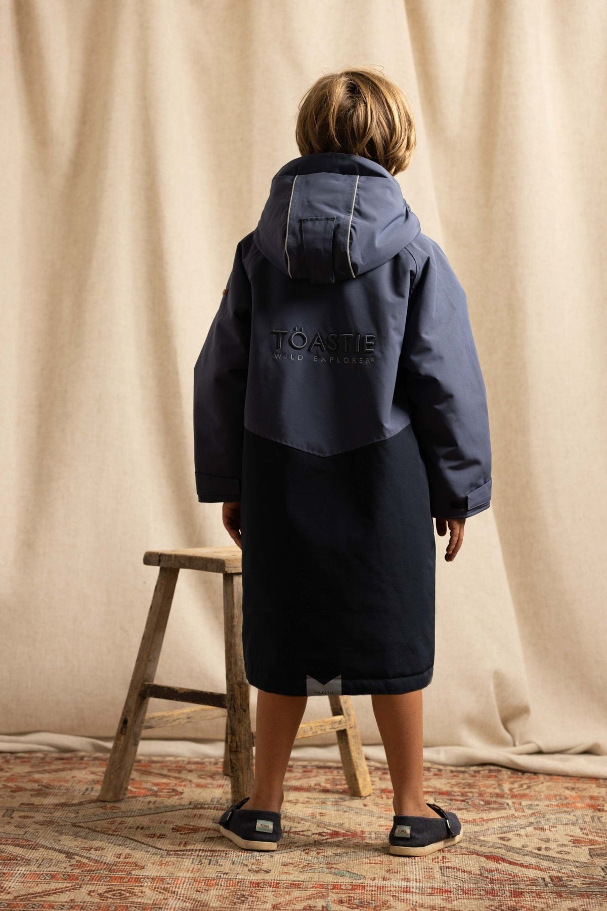 Kids Waterproof Changing Robe | Navy - Smalls MerinoWeatherproof Robes